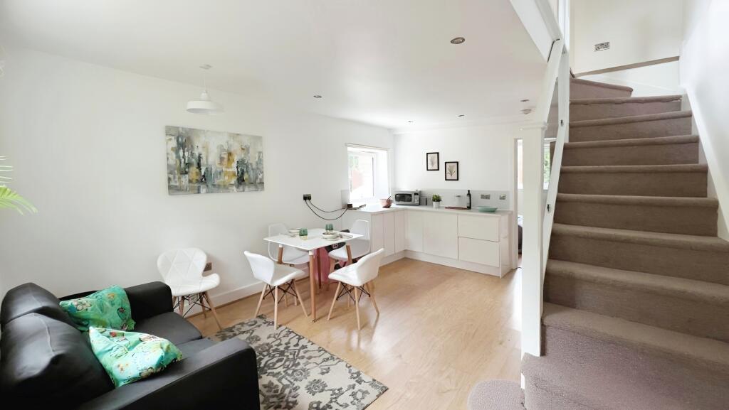 Additional property image - Church End