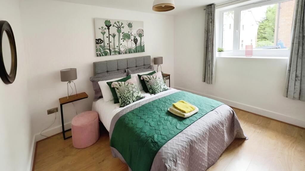 Additional property image - Church End