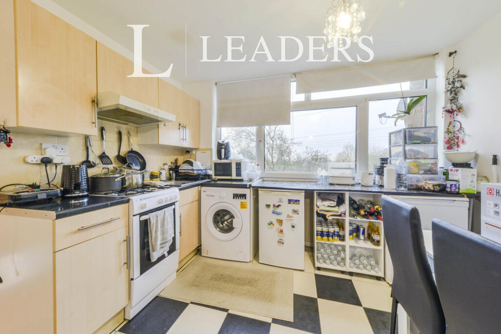 Additional property image - Abbots Park