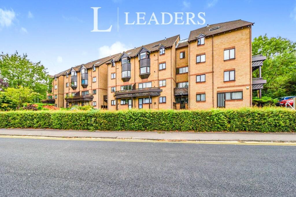 Main image of property: Hawkshill, Dellfield, St. Albans, AL1