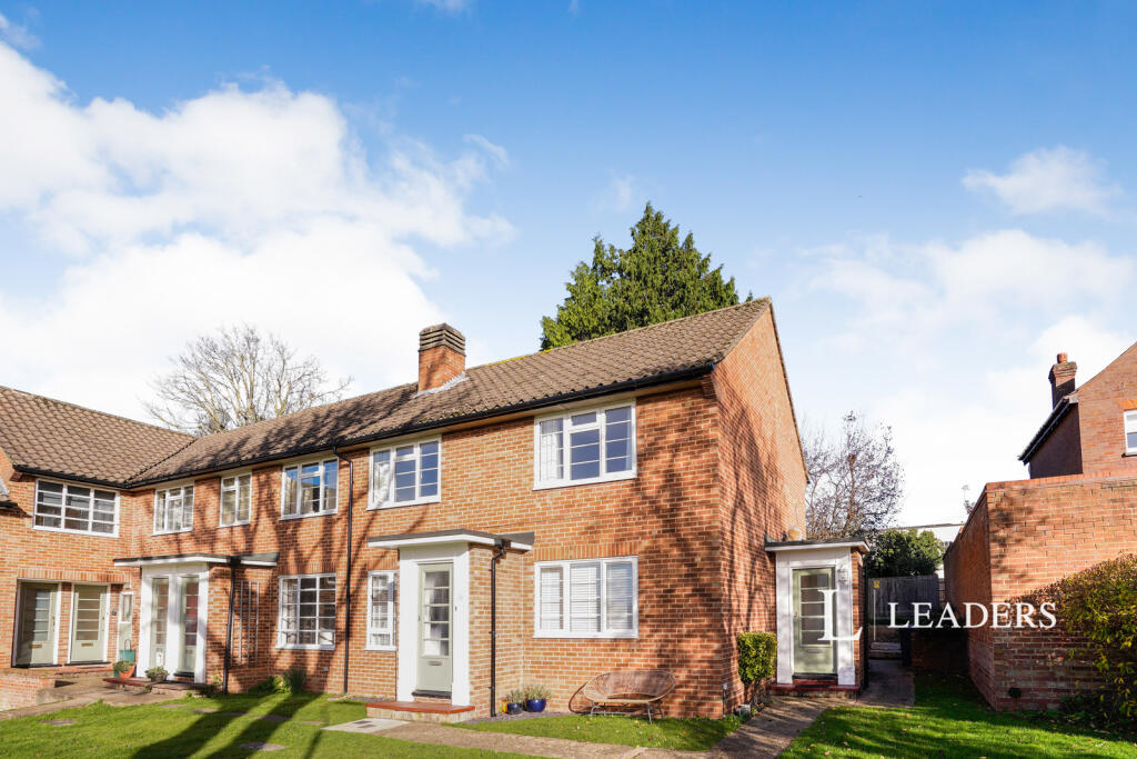 Main image of property: The Lawns, Mount Pleasant, St Albans, AL3