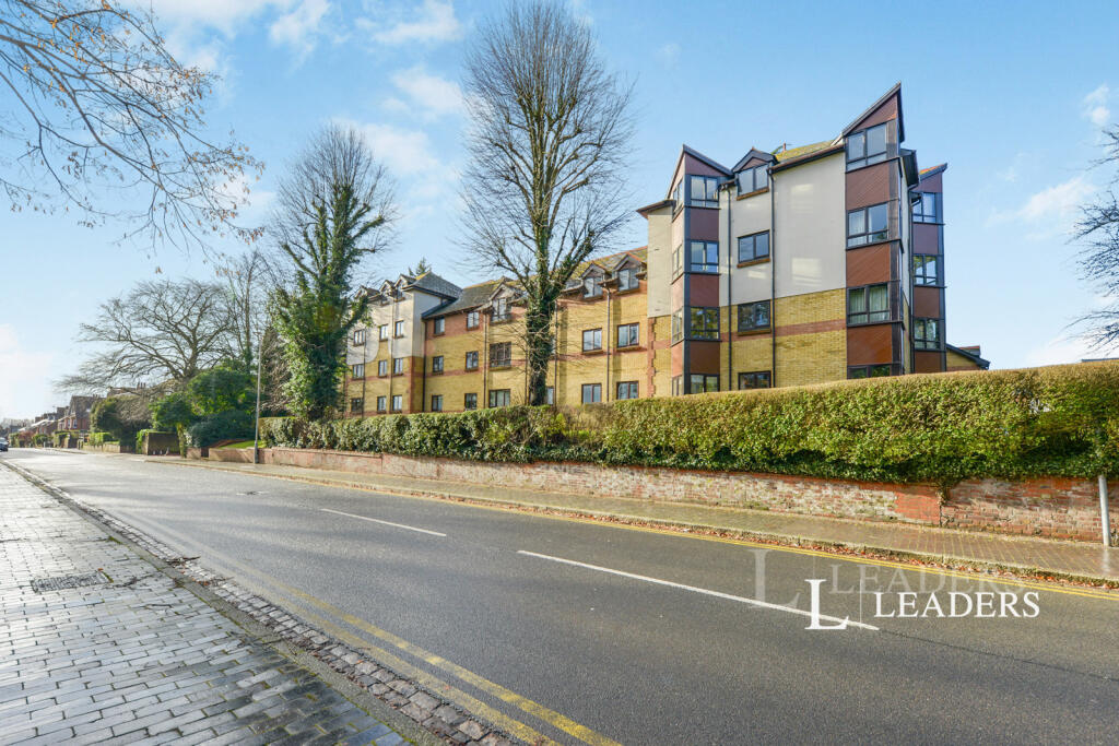 Main image of property: Brooklands Court, Hatfield Road, St. Albans, AL1