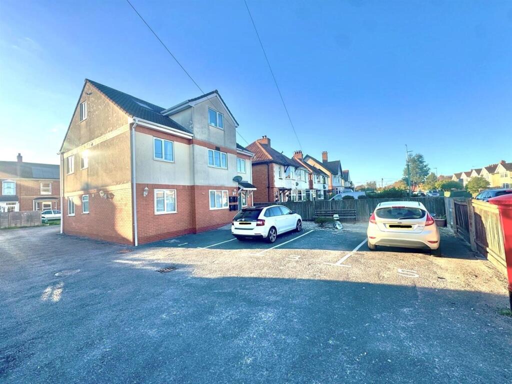 Main image of property: Berrow Road, Burnham-On-Sea