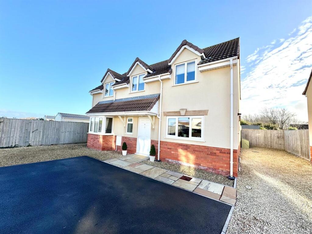 Main image of property: Flowers Bloom Close, Berrow