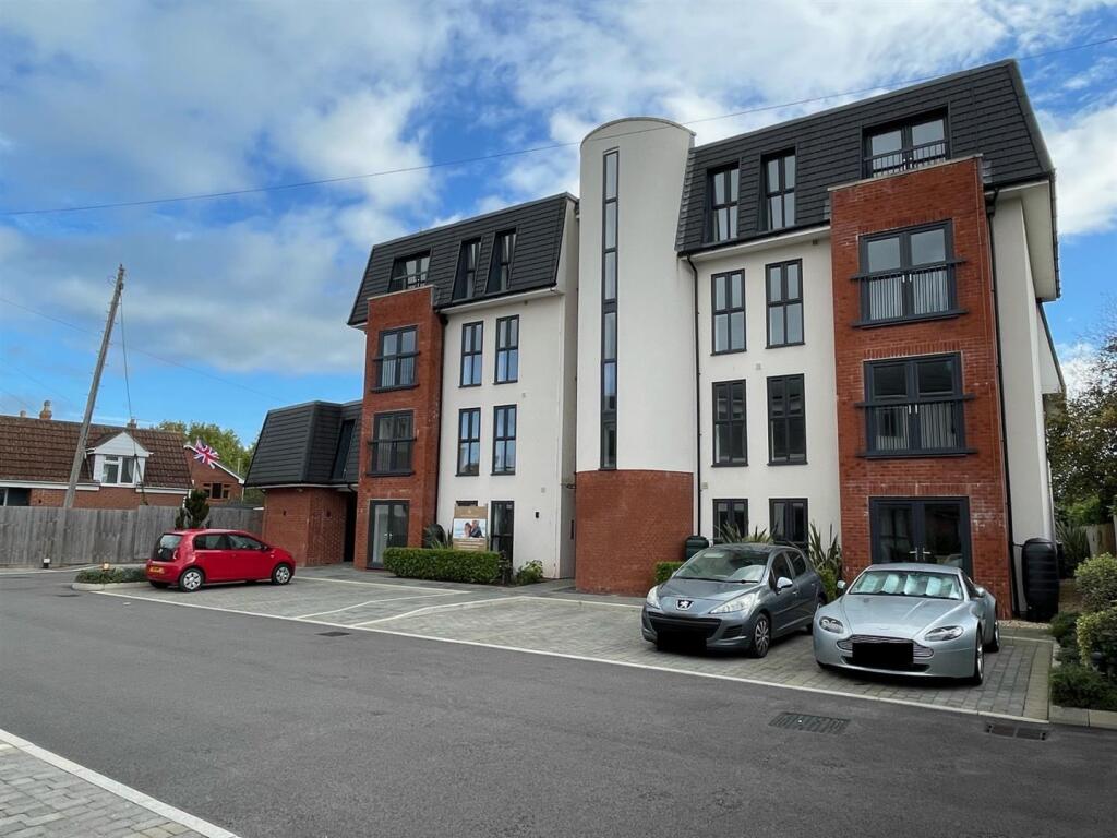 Main image of property: Victoria Street, Burnham-On-Sea