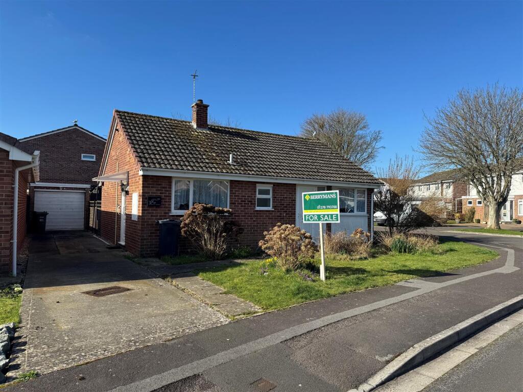 Main image of property: Broadhurst Gardens, Burnham-On-Sea
