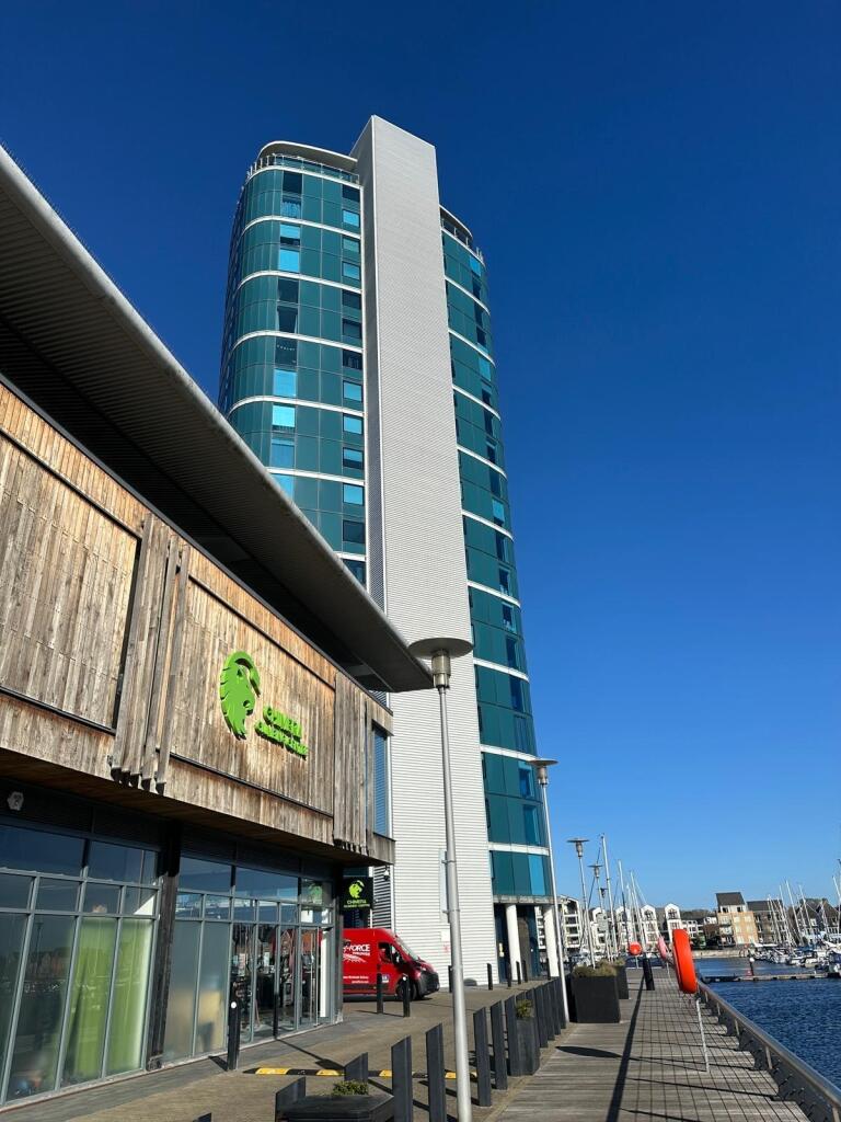 Main image of property: Marina Point West, Chatham Quays. ME4