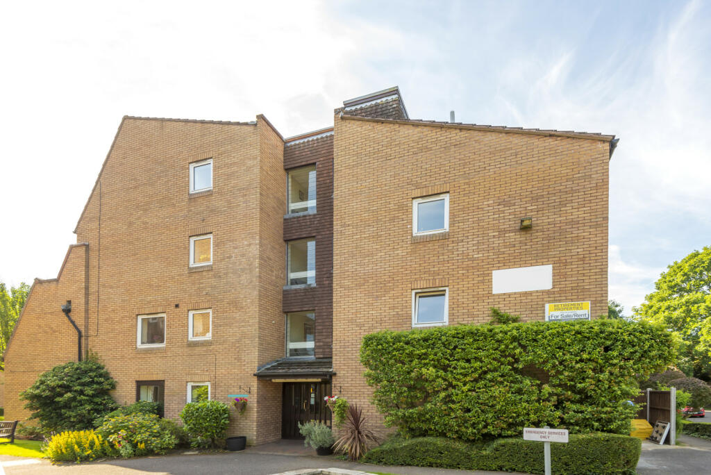 1 bedroom retirement property for sale in Mount Hermon Road, Woking, GU22