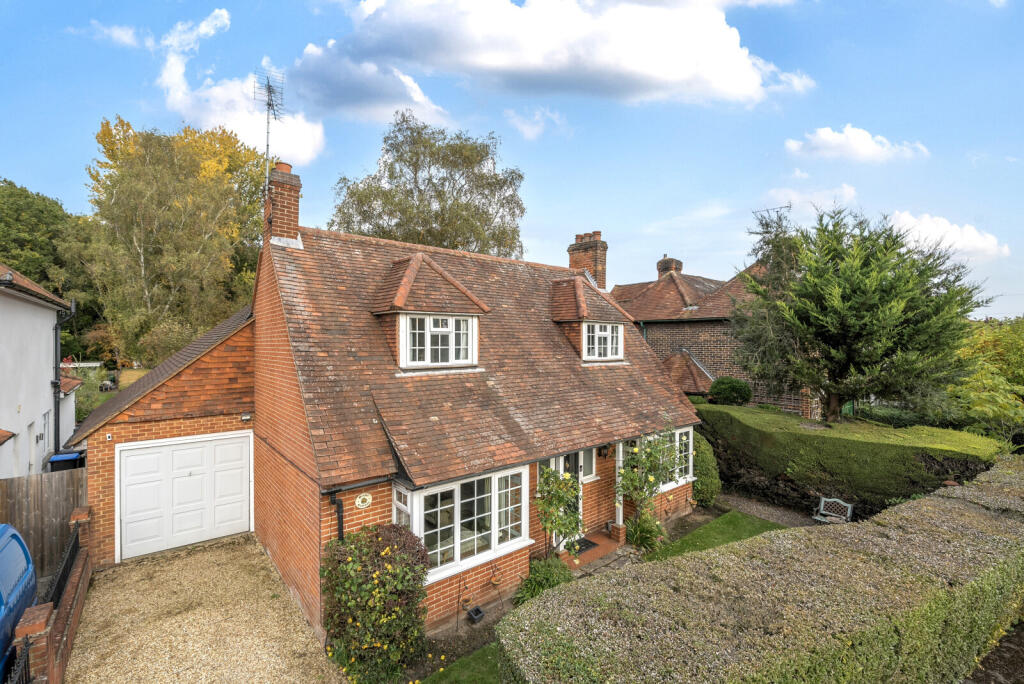 Main image of property: Hook Hill Lane, Hook Heath, Woking, GU22