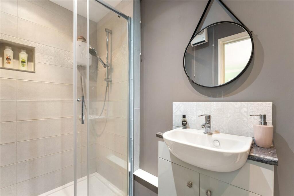 Additional property image - Comberton Road, Harlton, Cambridge, CB23