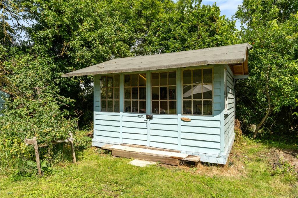 Additional property image - Comberton Road, Harlton, Cambridge, CB23