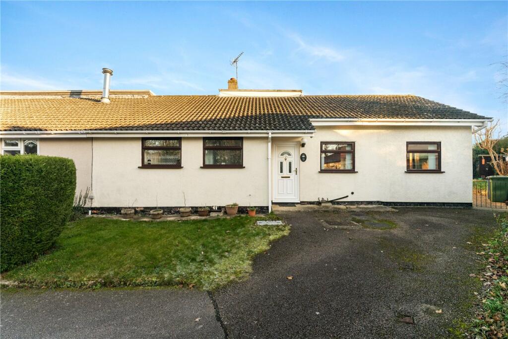 3 bedroom bungalow for sale in Beldams Close, Toft, Cambridge, CB23