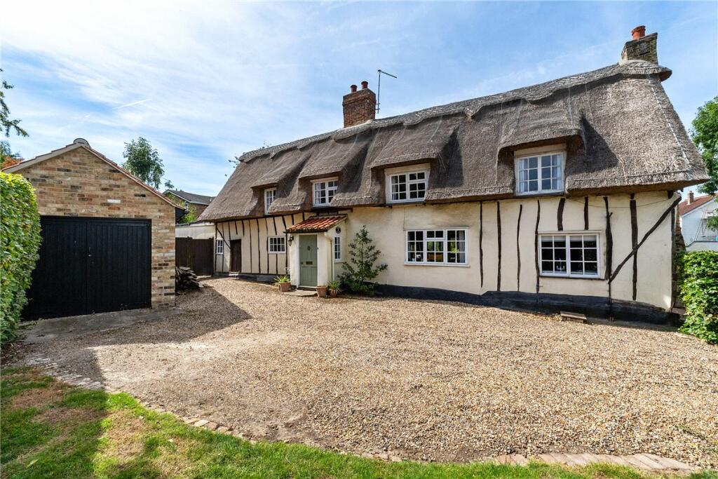 3 bedroom detached house for sale in West End, Whittlesford, Cambridge, CB22
