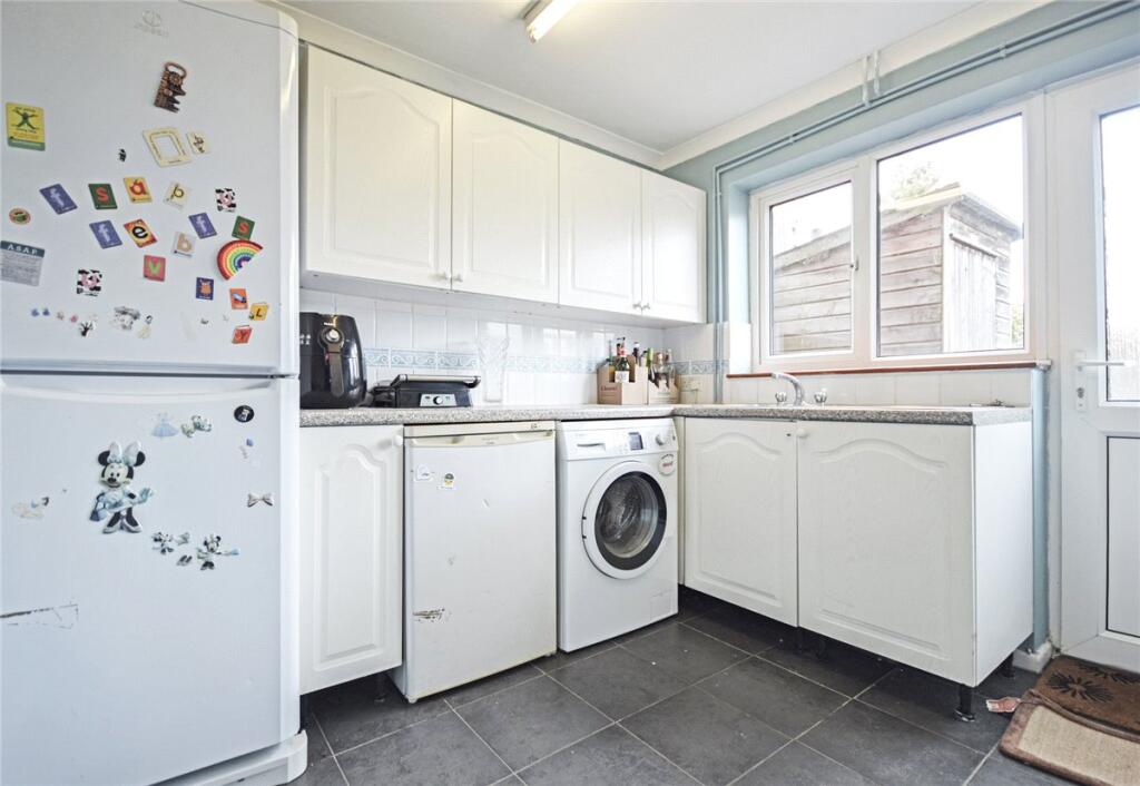 Additional property image - Foxs Way, Comberton, Cambridge, CB23