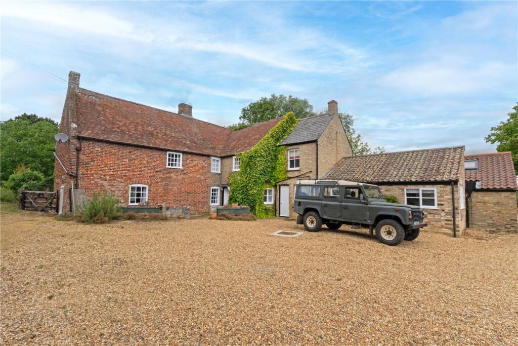 Main image of property: Hilton Road, Fenstanton, Huntingdon, Cambs, PE28