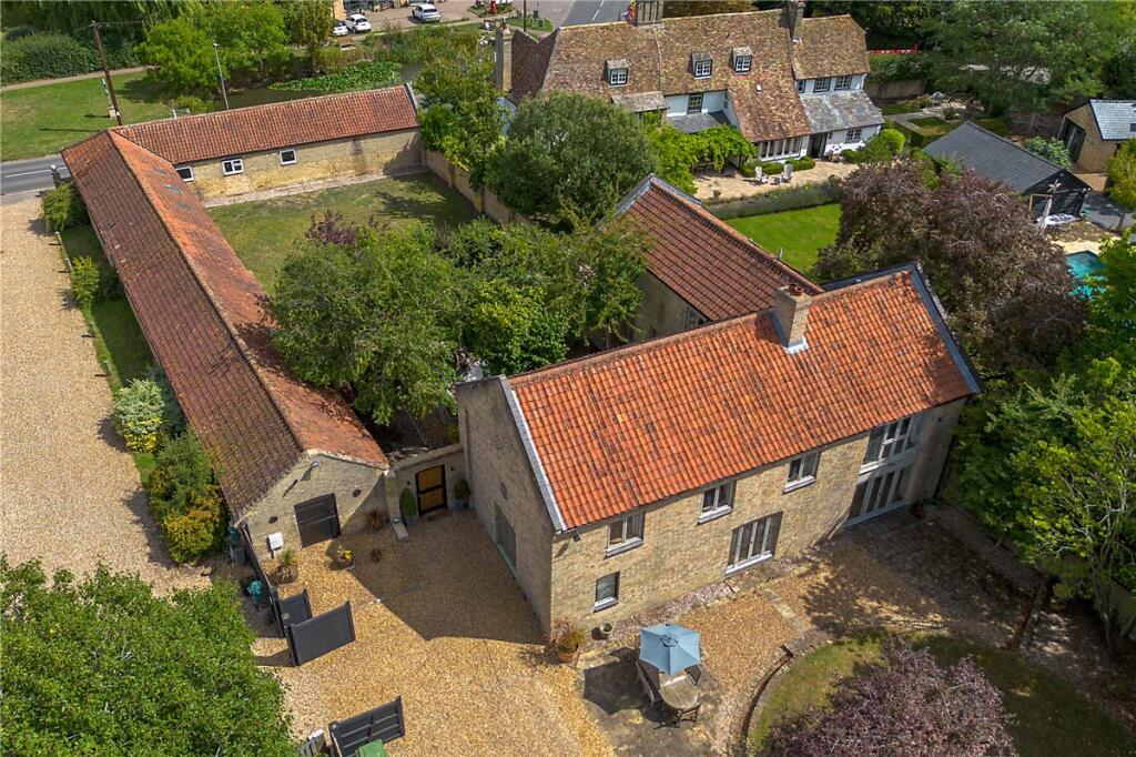 Main image of property: Comberton Road, Barton, Cambridge, CB23