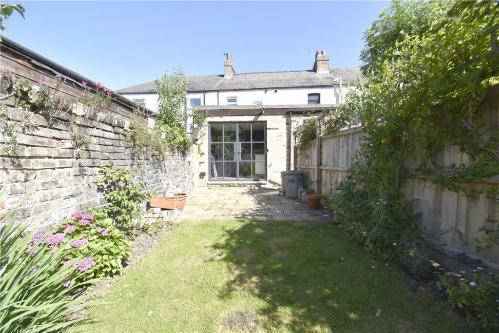 Main image of property: High Street, Chesterton, Cambridge, CB4