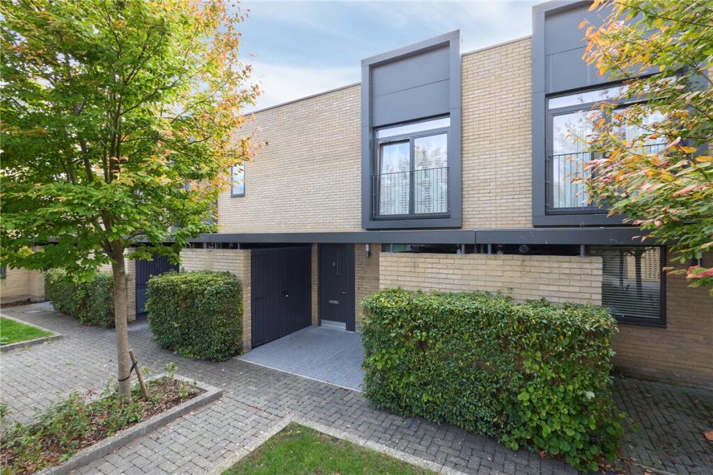 Main image of property: Forbes Close, Trumpington, Cambridge, CB2