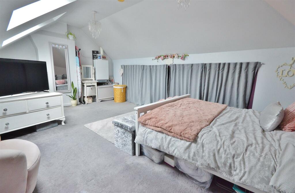 Additional property image - Granville Road, Clacton-On-Sea