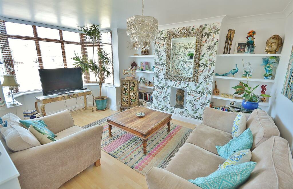 Additional property image - London Road, Clacton-On-Sea