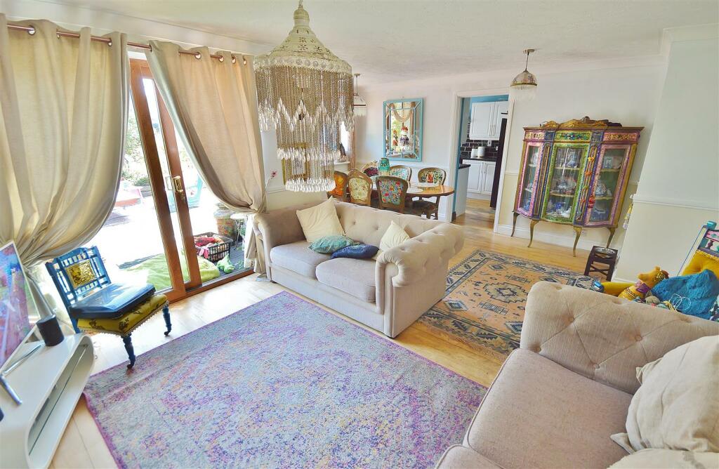 Additional property image - London Road, Clacton-On-Sea