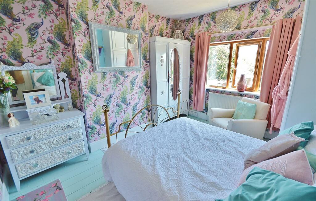 Additional property image - London Road, Clacton-On-Sea