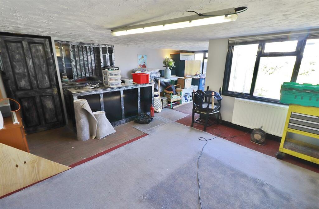 Additional property image - London Road, Clacton-On-Sea