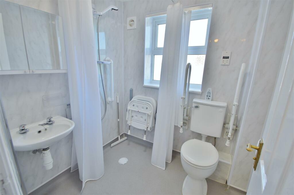 Additional property image - Weymouth Close, Clacton-On-Sea