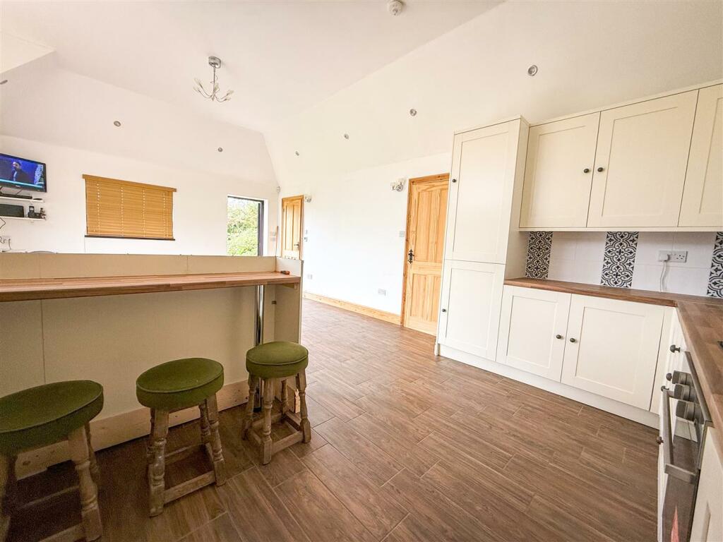 Additional property image - Brooklands View, Tenpenny Hill, Thorrington