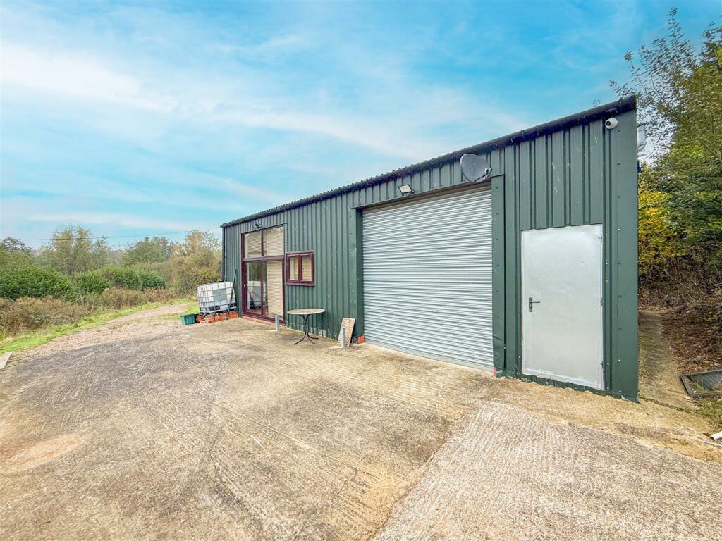 Additional property image - Brooklands View, Tenpenny Hill, Thorrington