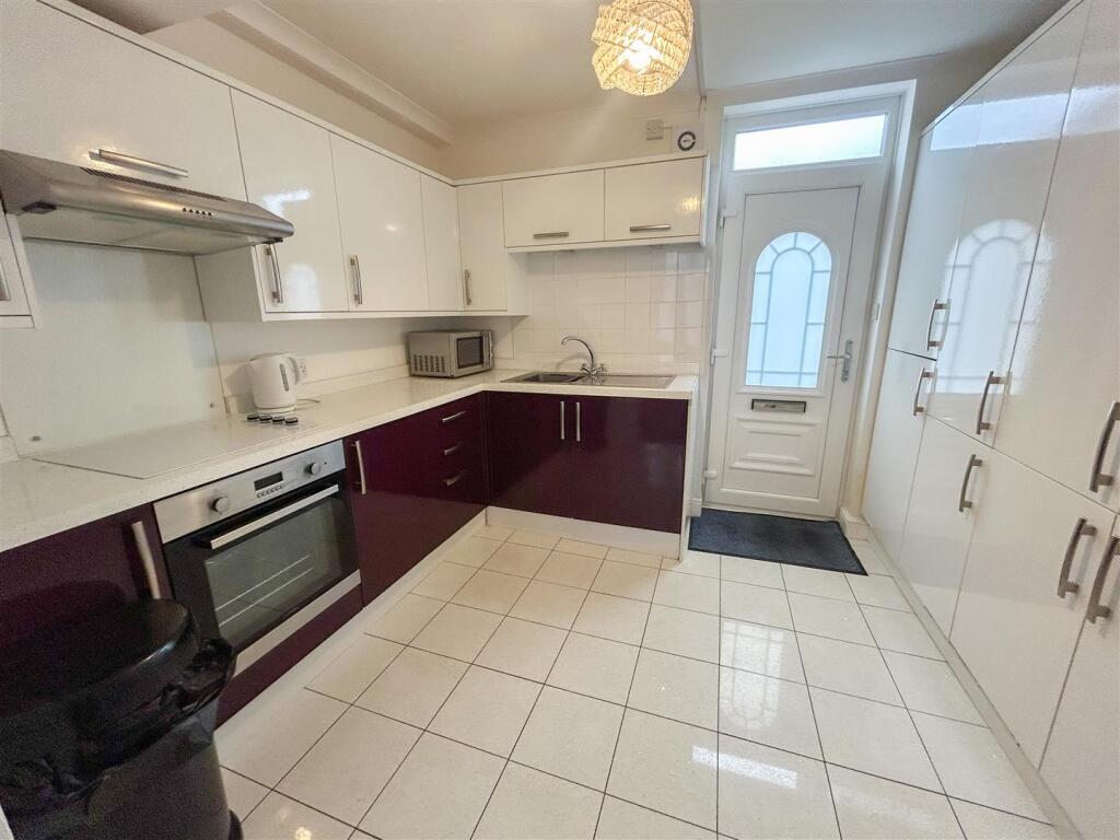 Additional property image - The Grove, Clacton-On-Sea