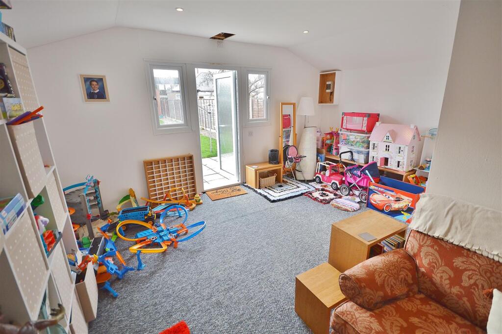 Additional property image - Amerells Road, Little Clacton,