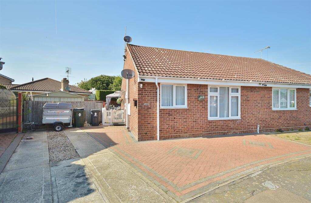 Main image of property: Chipstead Walk, Clacton-On-Sea