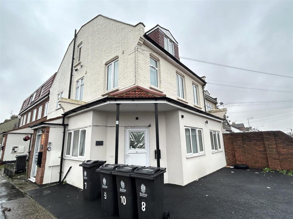 Main image of property: Wellesley Road, Clacton-On-Sea