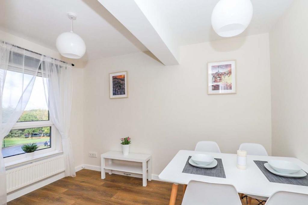 3 bedroom apartment for sale in Guildford Rise, Norfolk Park, Sheffield, S2