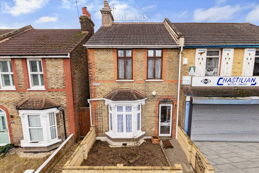 3 bedroom semidetached house for sale in Old Road, Crayford, Kent, DA1