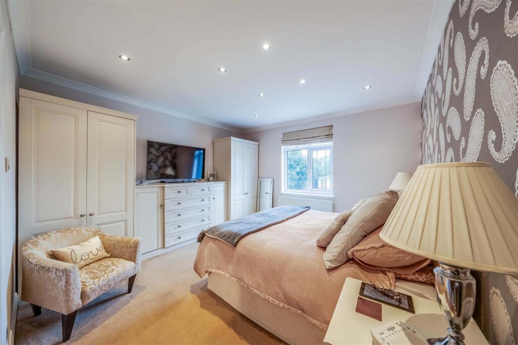 Additional property image - Birchwood Road, Dartford, Kent