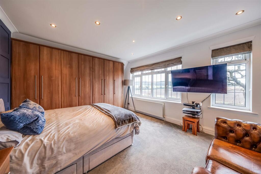 Additional property image - Birchwood Road, Dartford, Kent