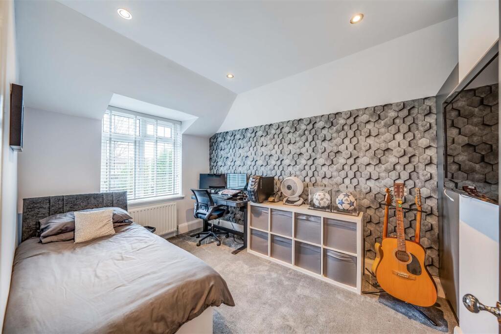 Additional property image - Birchwood Road, Dartford, Kent