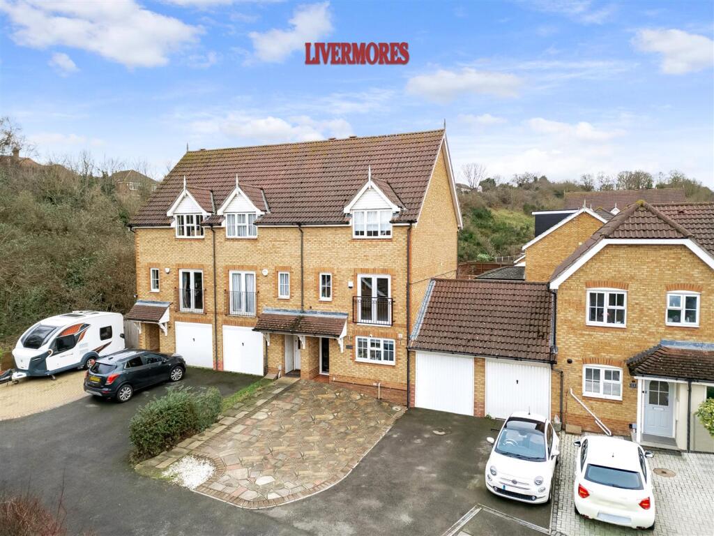 Additional property image - Alfriston Close, Braeburn Park, Dartford, Kent
