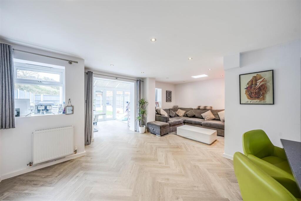 Additional property image - Alfriston Close, Braeburn Park, Dartford, Kent