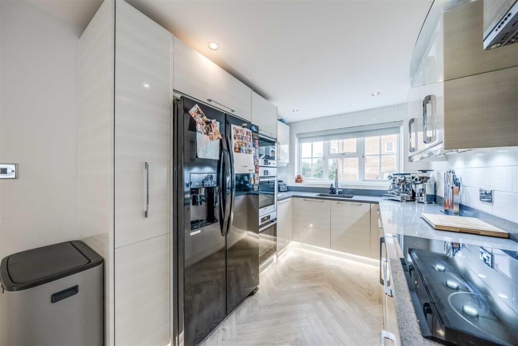 Additional property image - Alfriston Close, Braeburn Park, Dartford, Kent