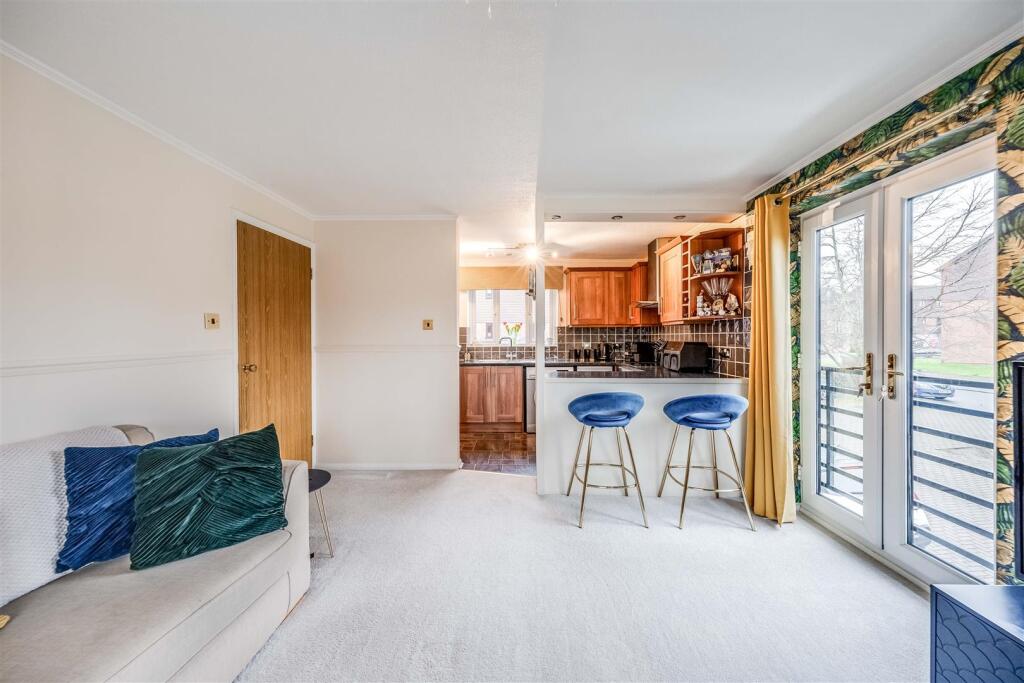 Additional property image - Woodfall Drive, Crayford