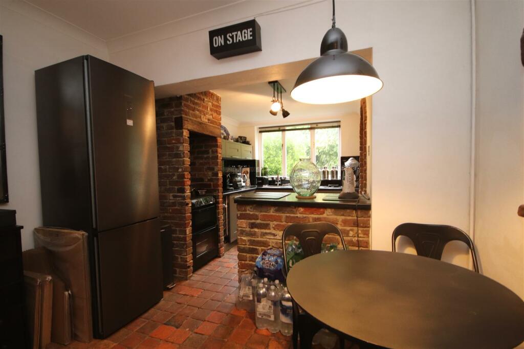 Additional property image - Malyons Road, Swanley