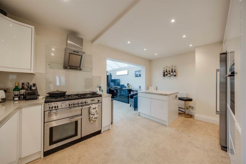 Additional property image - Broomhill Road, Dartford