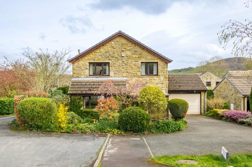 4 bedroom detached house for sale in White Wells Gardens, Scholes