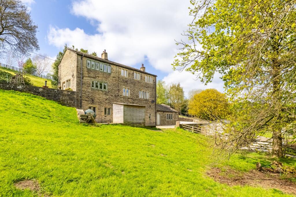 Main image of property: Scammonden, Huddersfield, HD3