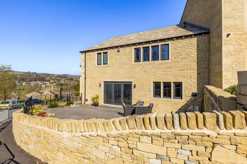 Main image of property: Newgate Fold, Off South Lane, Holmfirth, HD9