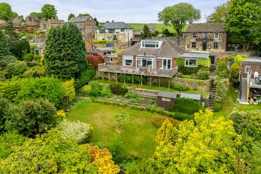 Main image of property: Meltham Road, Netherton, Huddersfield, HD4