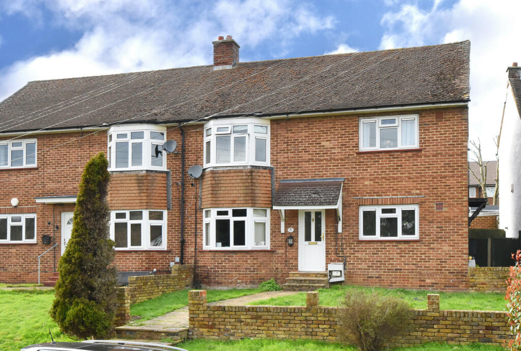 2 bedroom flat for sale in Imperial Way, Chislehurst, BR7